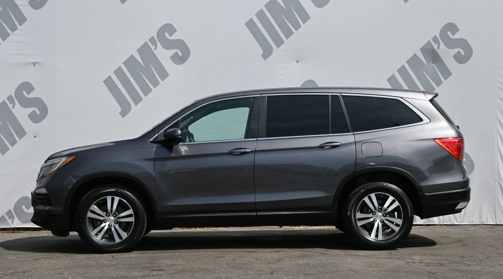 Used 2017 Honda Pilot EX image 6