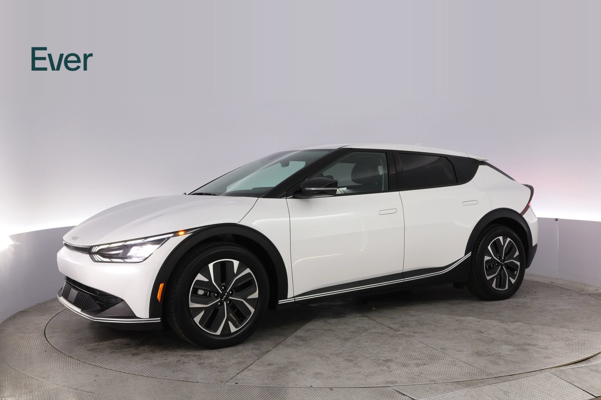 Used 2024 Kia EV6 Light RWD image 18