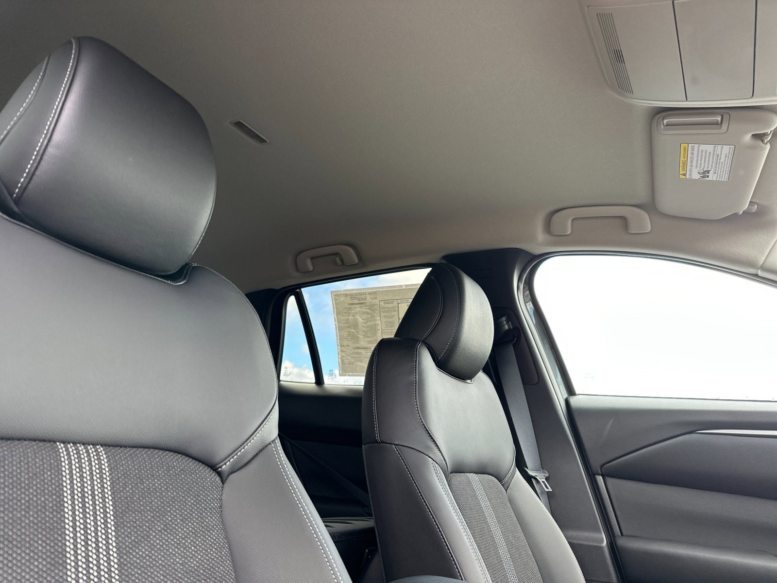 New 2025 MAZDA CX-50 AWD 2.5 S w/ Weather Package image 17