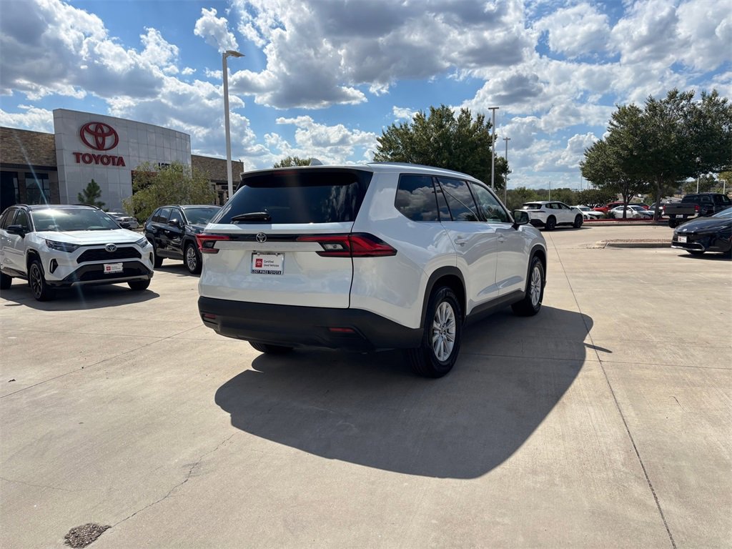 Certified 2024 Toyota Grand Highlander XLE image 6