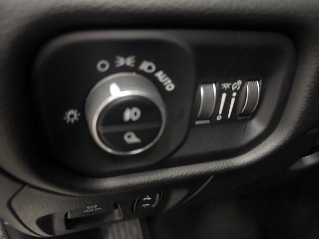 New 2025 RAM 1500 Laramie w/ Night Edition image 18