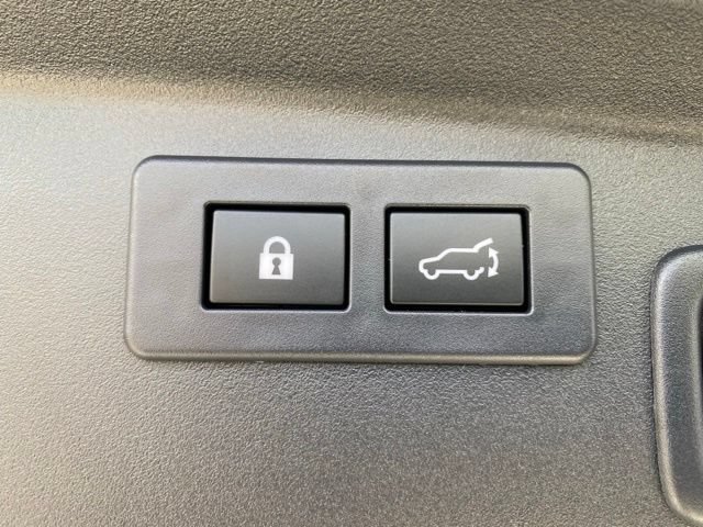 Certified 2026 Subaru Outback Touring AWD/4WD image 7
