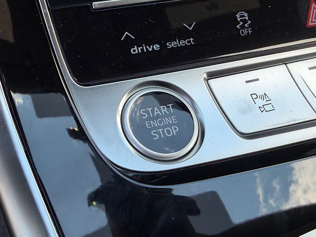 New 2026 Audi Q8 Prestige AWD/4WD image 25