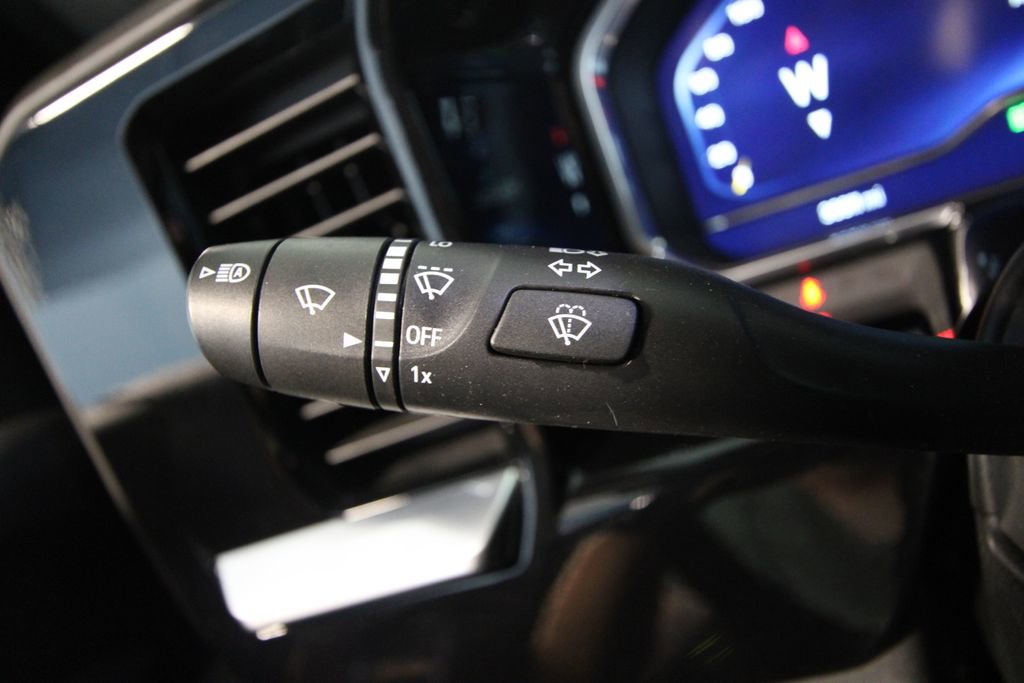 Used 2022 Chevrolet Silverado 1500 LT image 12