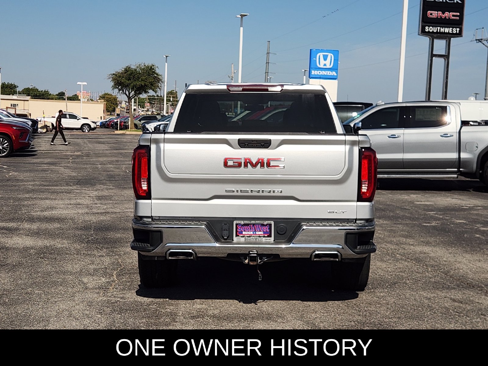 Used 2021 GMC Sierra 1500 SLT AWD/4WD image 9
