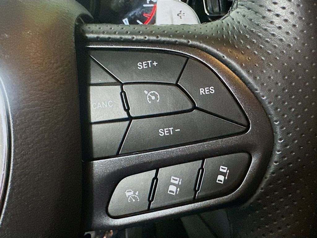 Used 2023 Dodge Durango R/T image 25