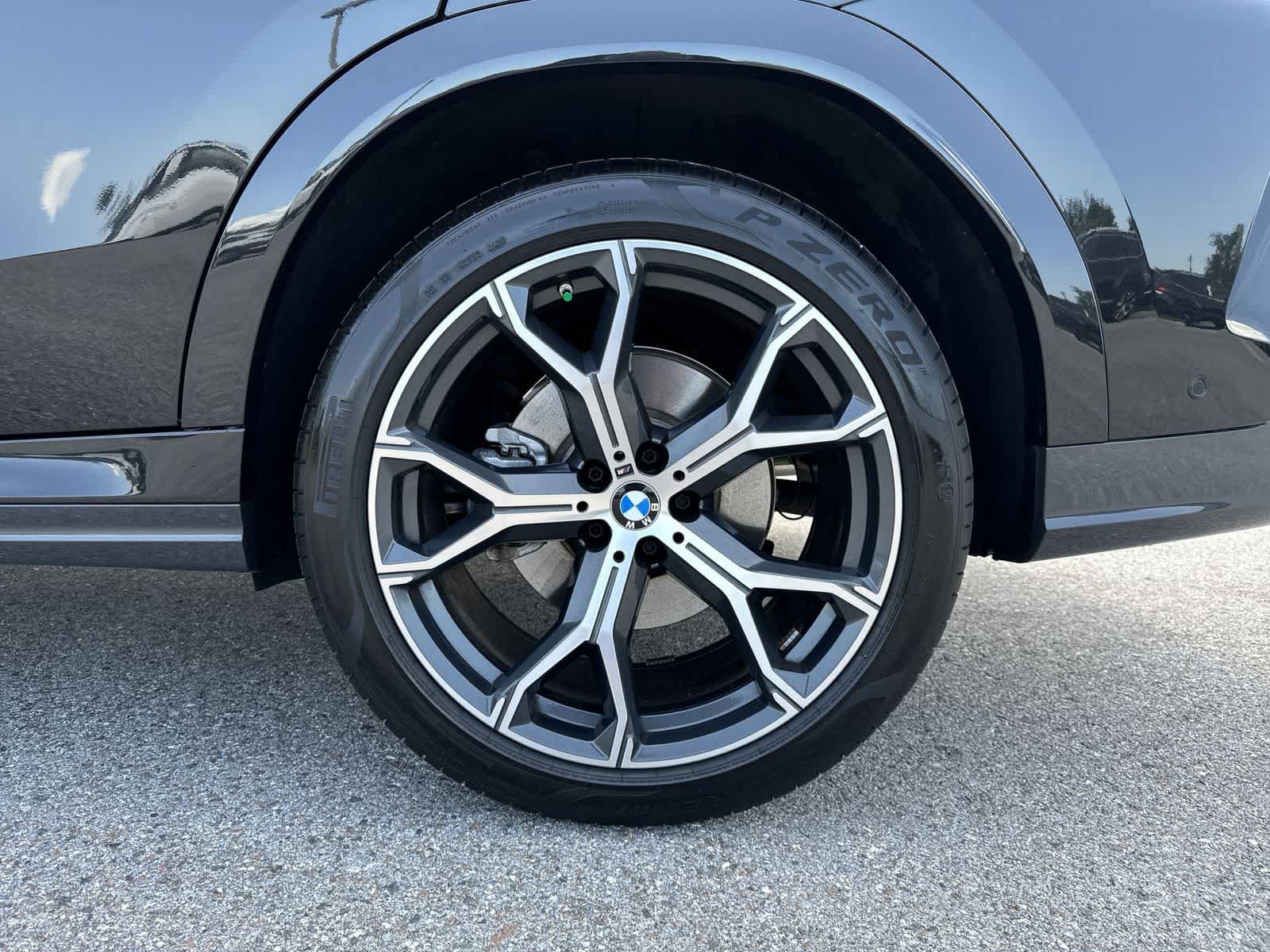 Used 2026 BMW X6 xDrive40i AWD/4WD image 12