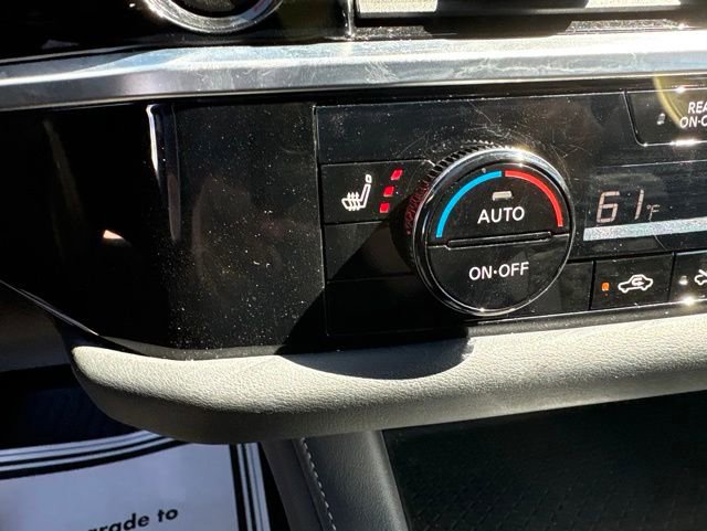Certified 2025 Nissan Pathfinder SV FWD image 32