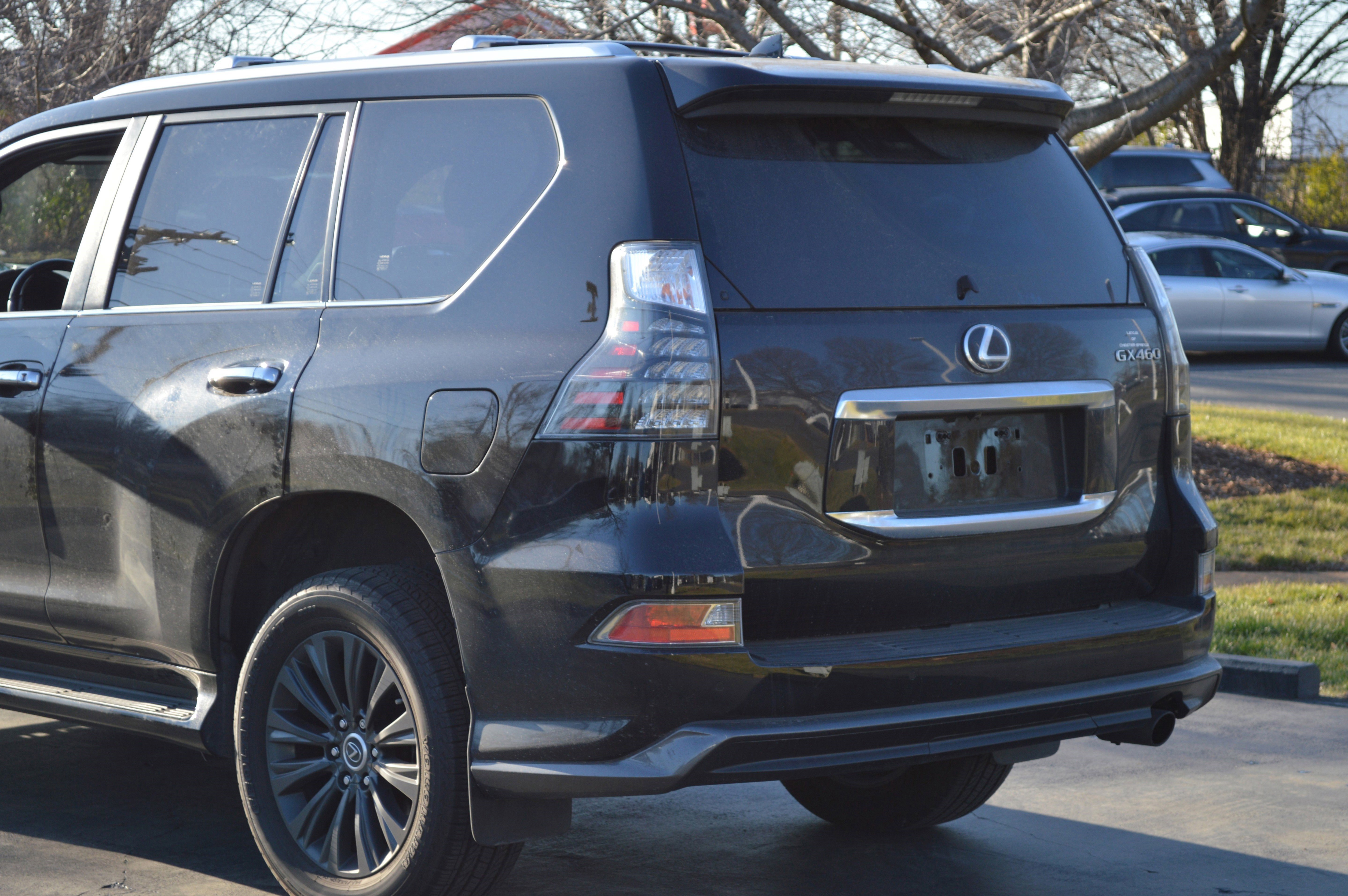 Used 2023 Lexus GX 460 Premium image 3