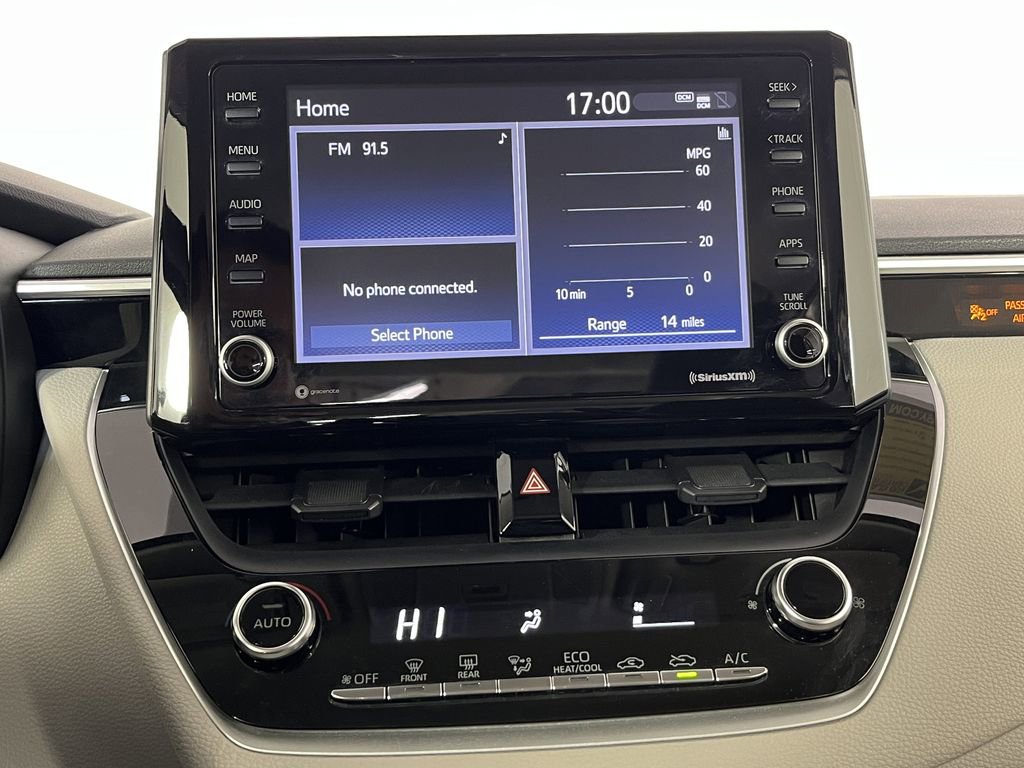 Used 2022 Toyota Corolla LE image 26