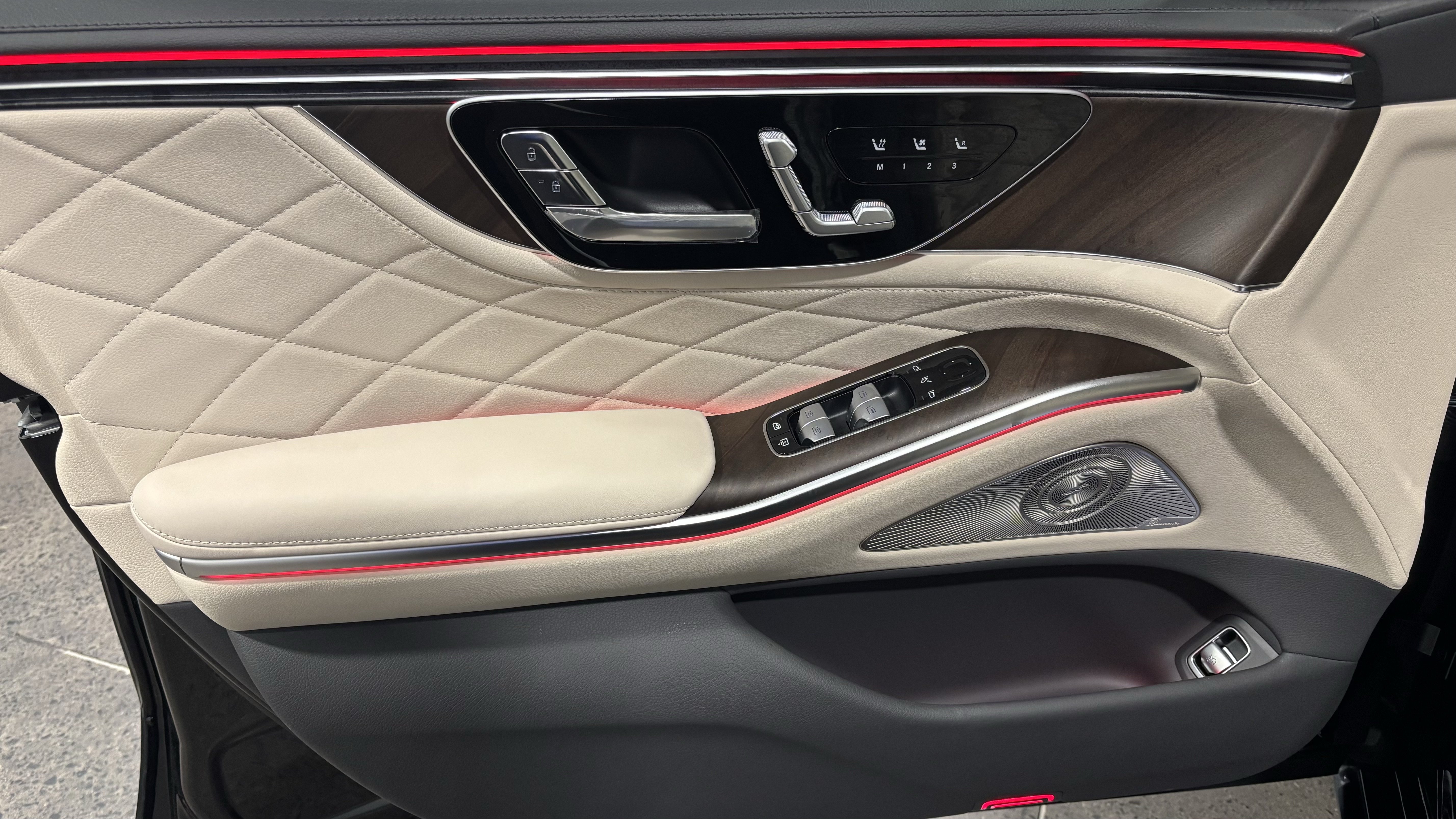 New 2027 Mercedes-Benz S 580 4MATIC Sedan image 11
