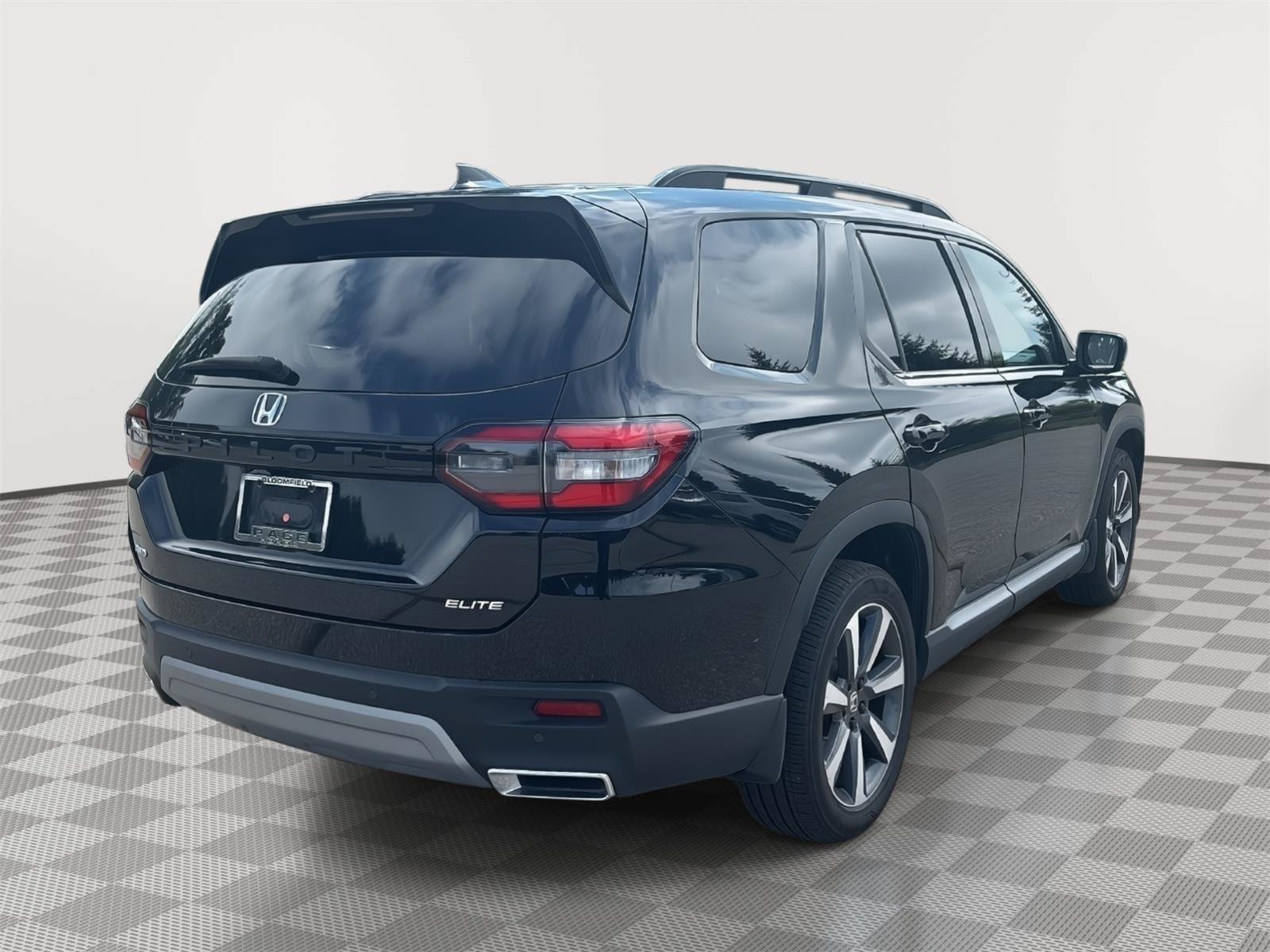 Used 2025 Honda Pilot Elite image 29