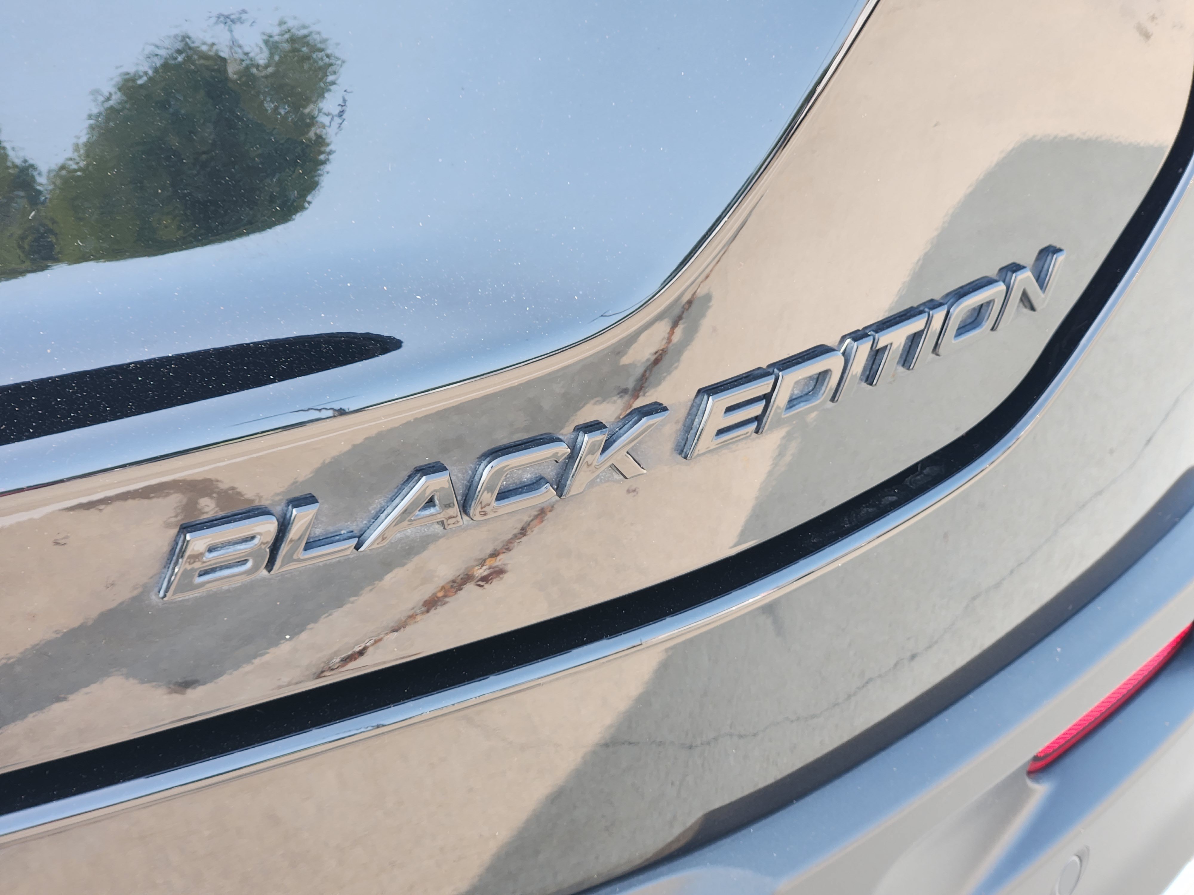 Used 2025 Honda Pilot Black Edition image 42