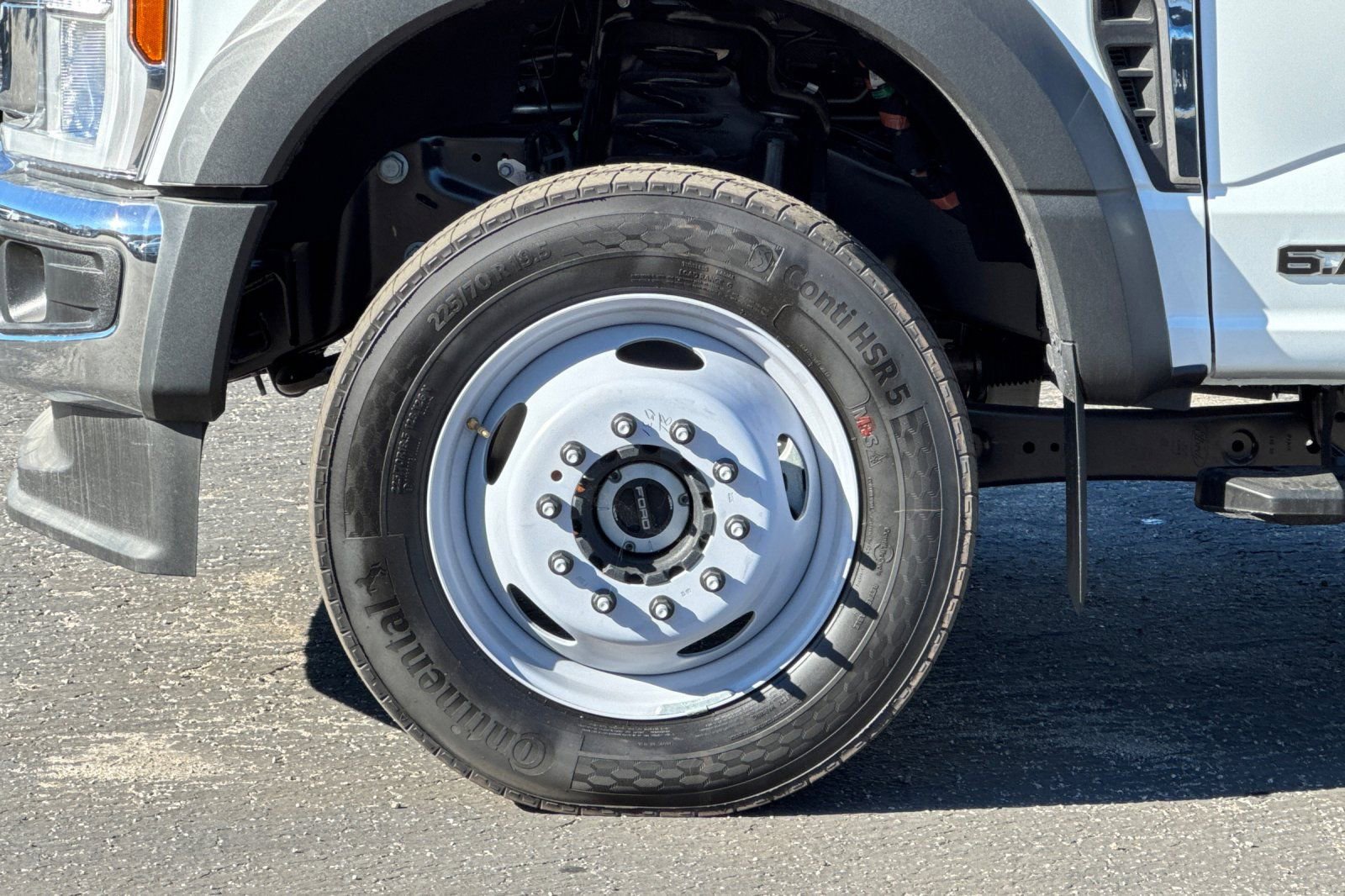 New 2025 Ford F550 XL image 23