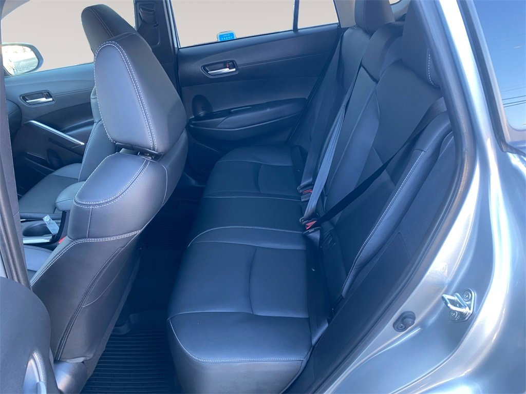 Used 2022 Toyota Corolla Cross XLE image 13