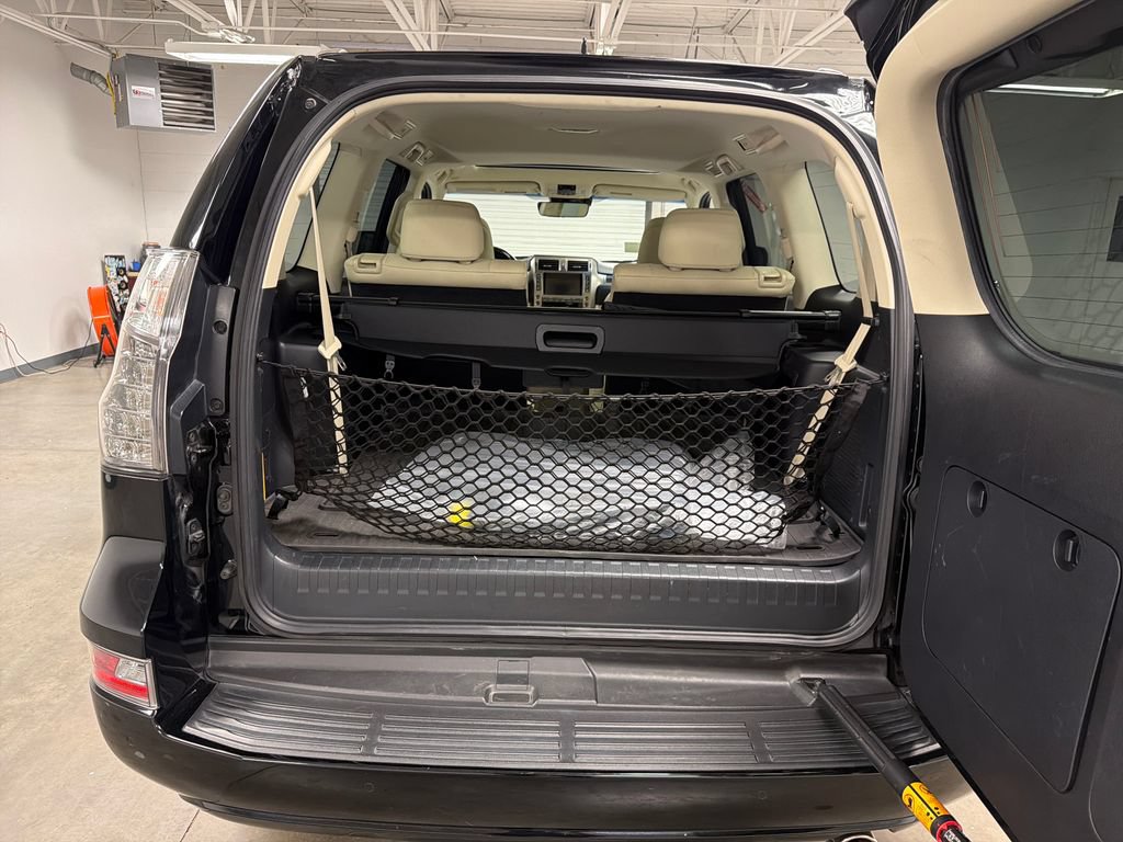 Used 2021 Lexus GX 460 Premium AWD/4WD image 18