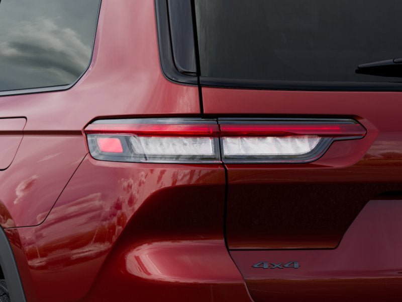 New 2025 Jeep Grand Cherokee L Limited w/ Black Appearance Package AWD/4WD image 14