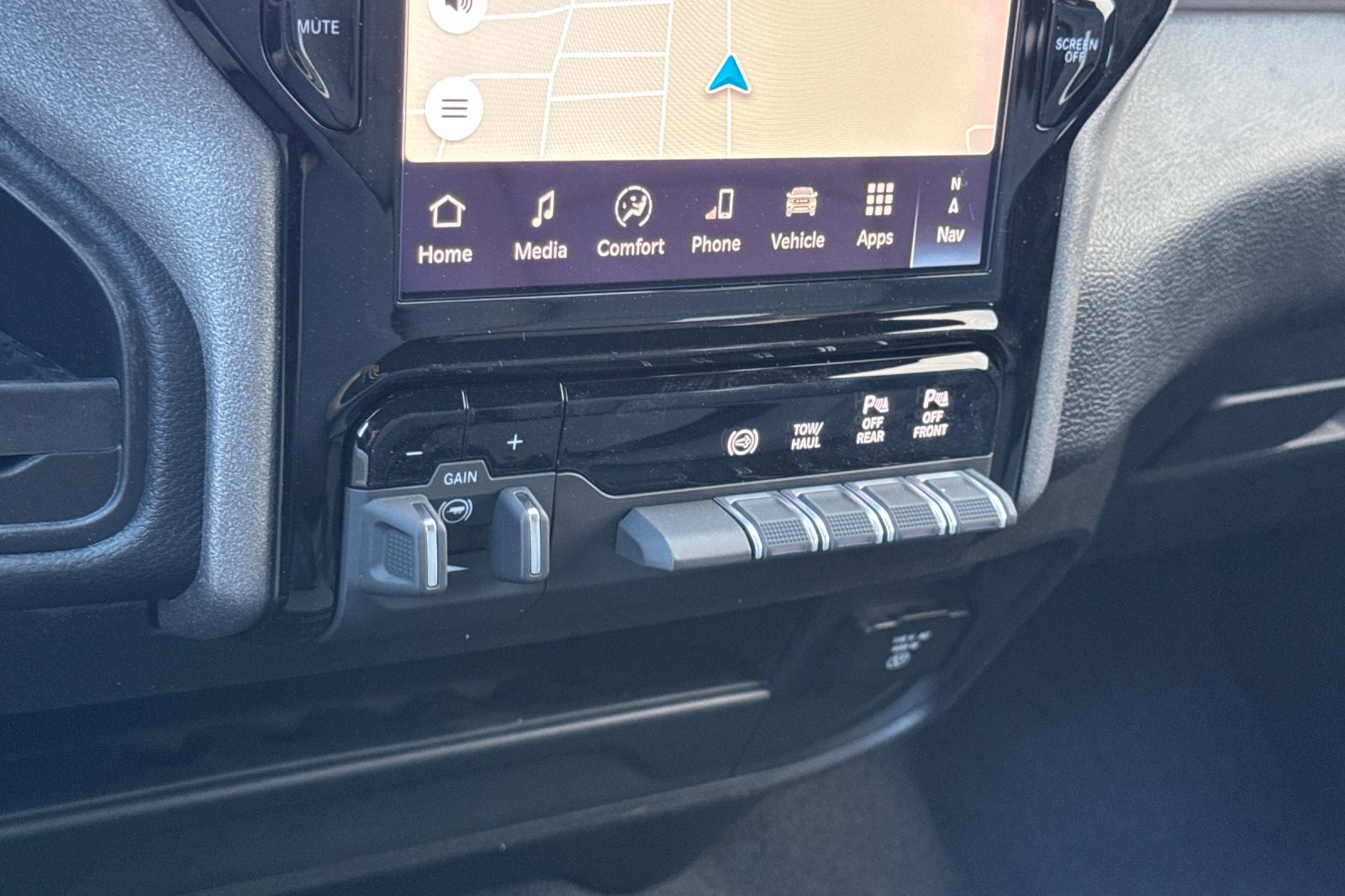 New 2026 RAM 3500 Tradesman RWD image 19