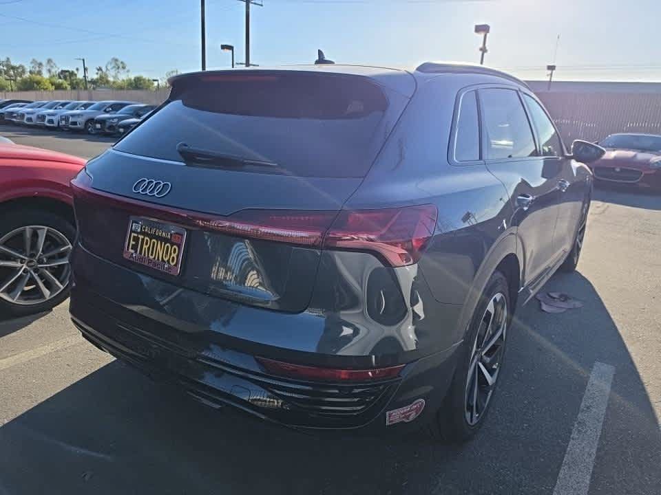 Used 2024 Audi Q8 e-tron Premium Plus w/ Premium Plus Package AWD/4WD image 8