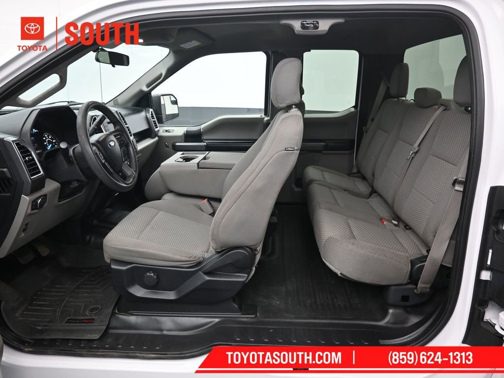 Used 2016 Ford F150 XLT w/ Trailer Tow Package image 10