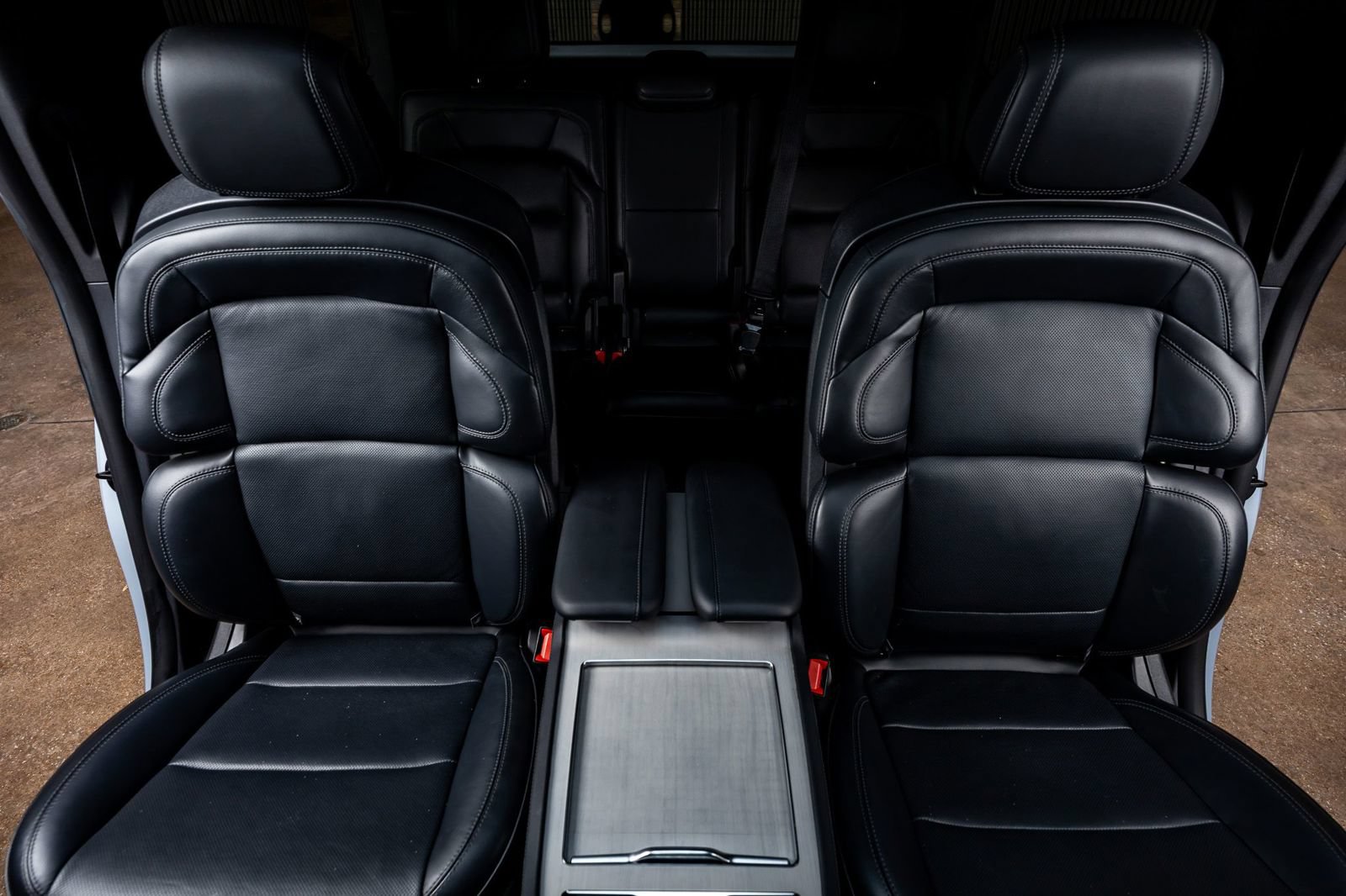 Used 2025 Lincoln Navigator L Reserve w/ Jet Appearance Package AWD/4WD image 30