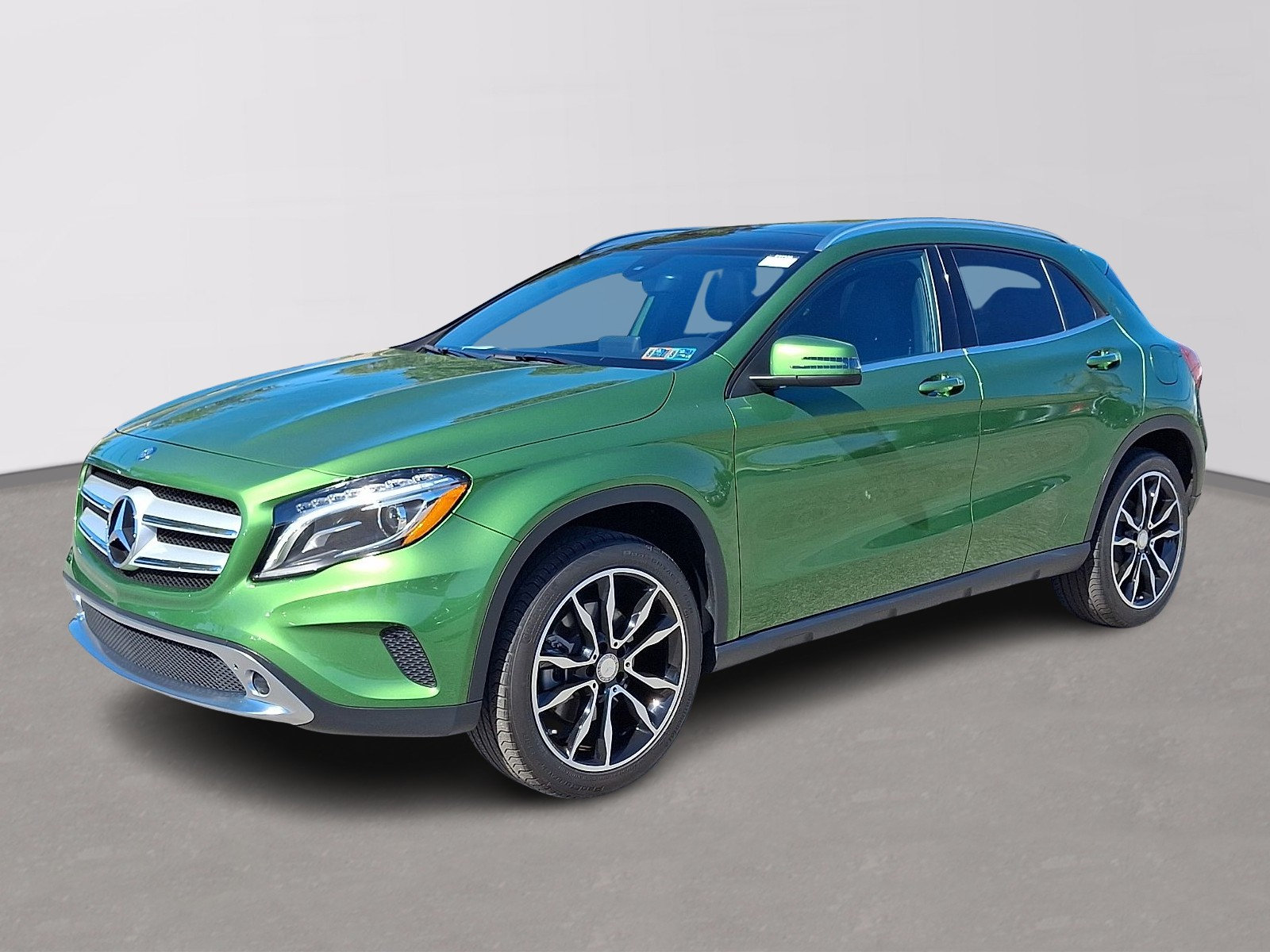 Used 2017 Mercedes-Benz GLA 250 4MATIC image 1