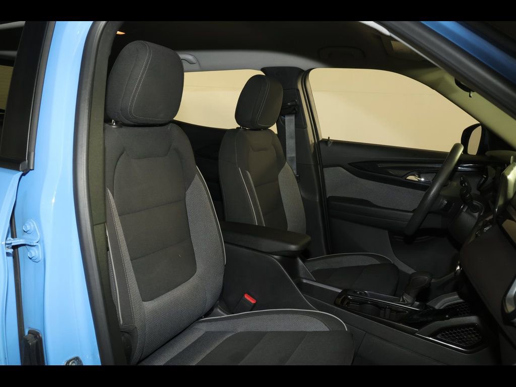 Used 2024 Chevrolet TrailBlazer LT w/ Driver Confidence Package FWD image 14