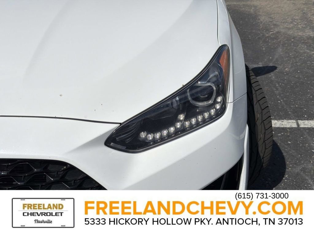 Used 2021 Hyundai Veloster N image 10