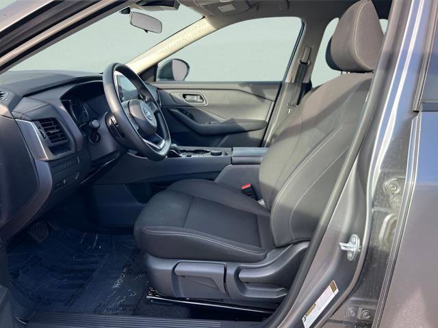Used 2024 Nissan Rogue S AWD/4WD image 14