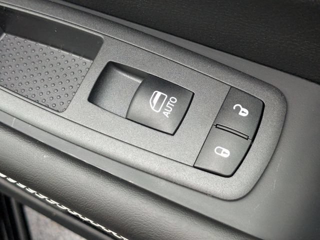 New 2026 Chrysler Voyager LX FWD image 33