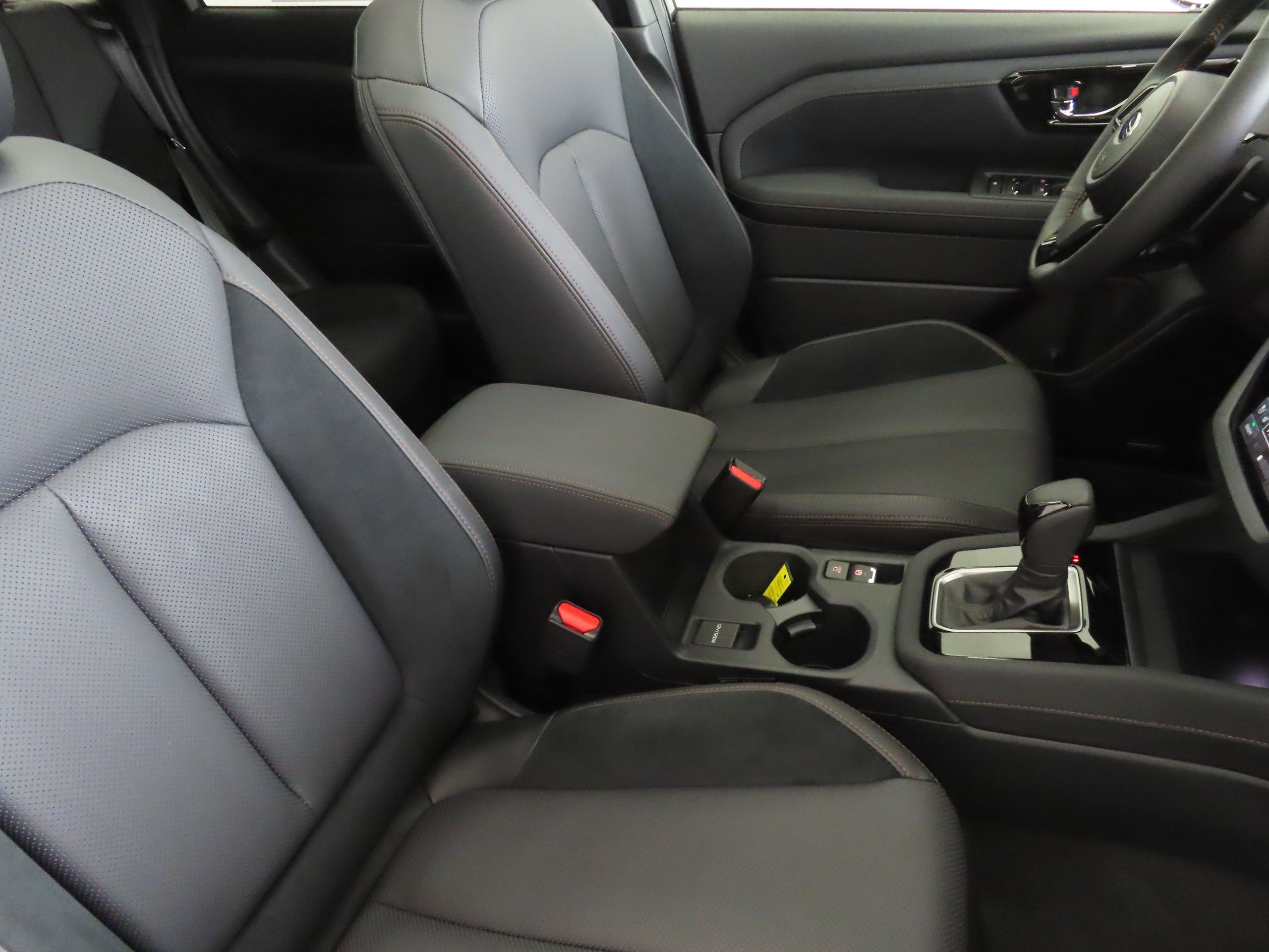 New 2025 Subaru Forester Touring image 28