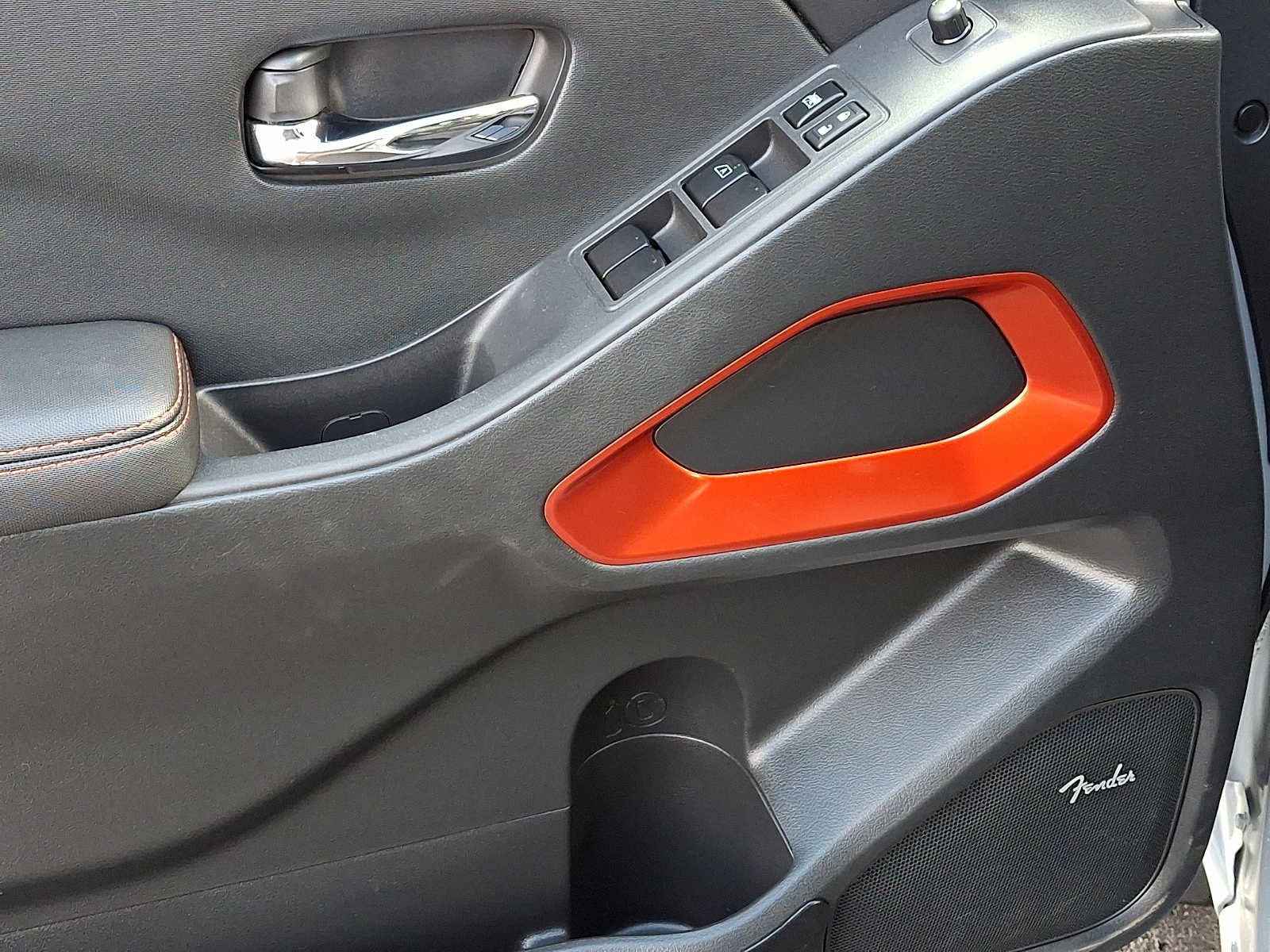 Used 2024 Nissan Frontier PRO-4X w/ Pro Convenience Package image 11