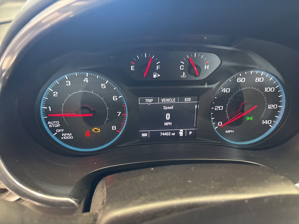 Used 2017 Chevrolet Malibu LT image 5