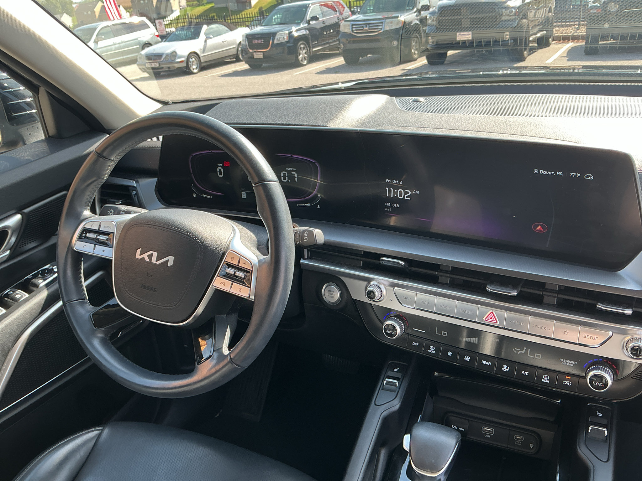 Used 2024 Kia Telluride S AWD/4WD image 15
