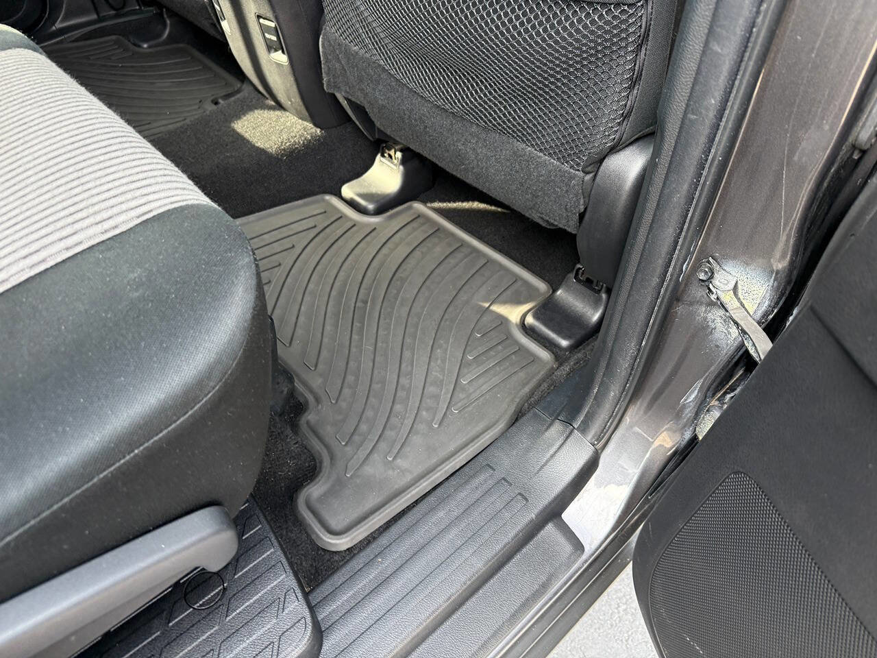 Used 2016 Toyota 4Runner SR5 image 45