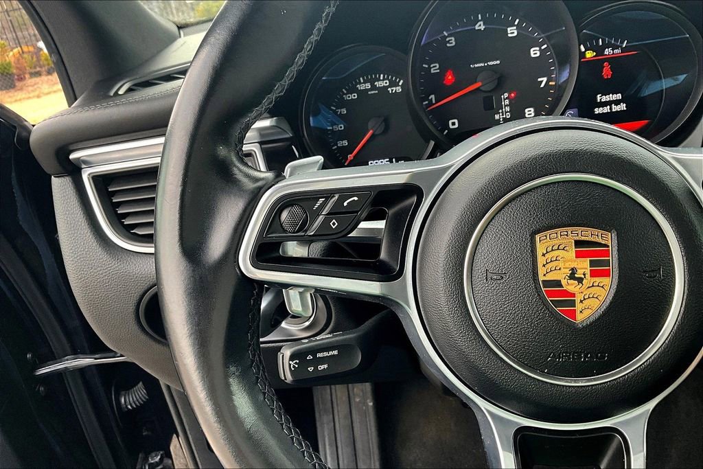 Used 2018 Porsche Macan AWD/4WD image 12