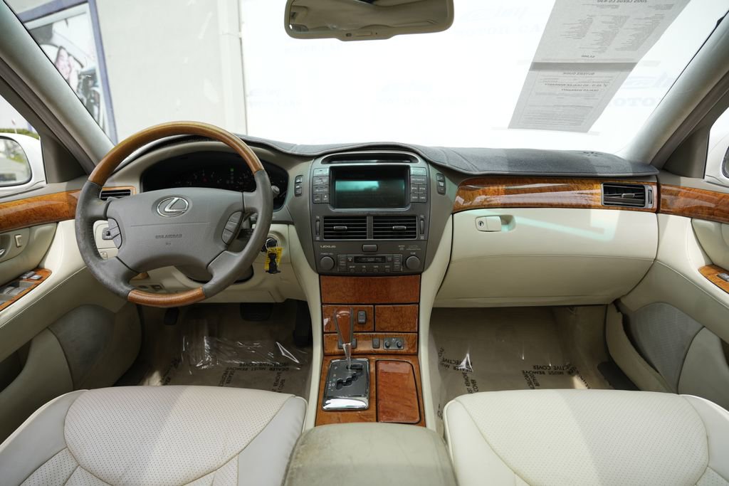 Used 2005 Lexus LS 430 RWD image 37