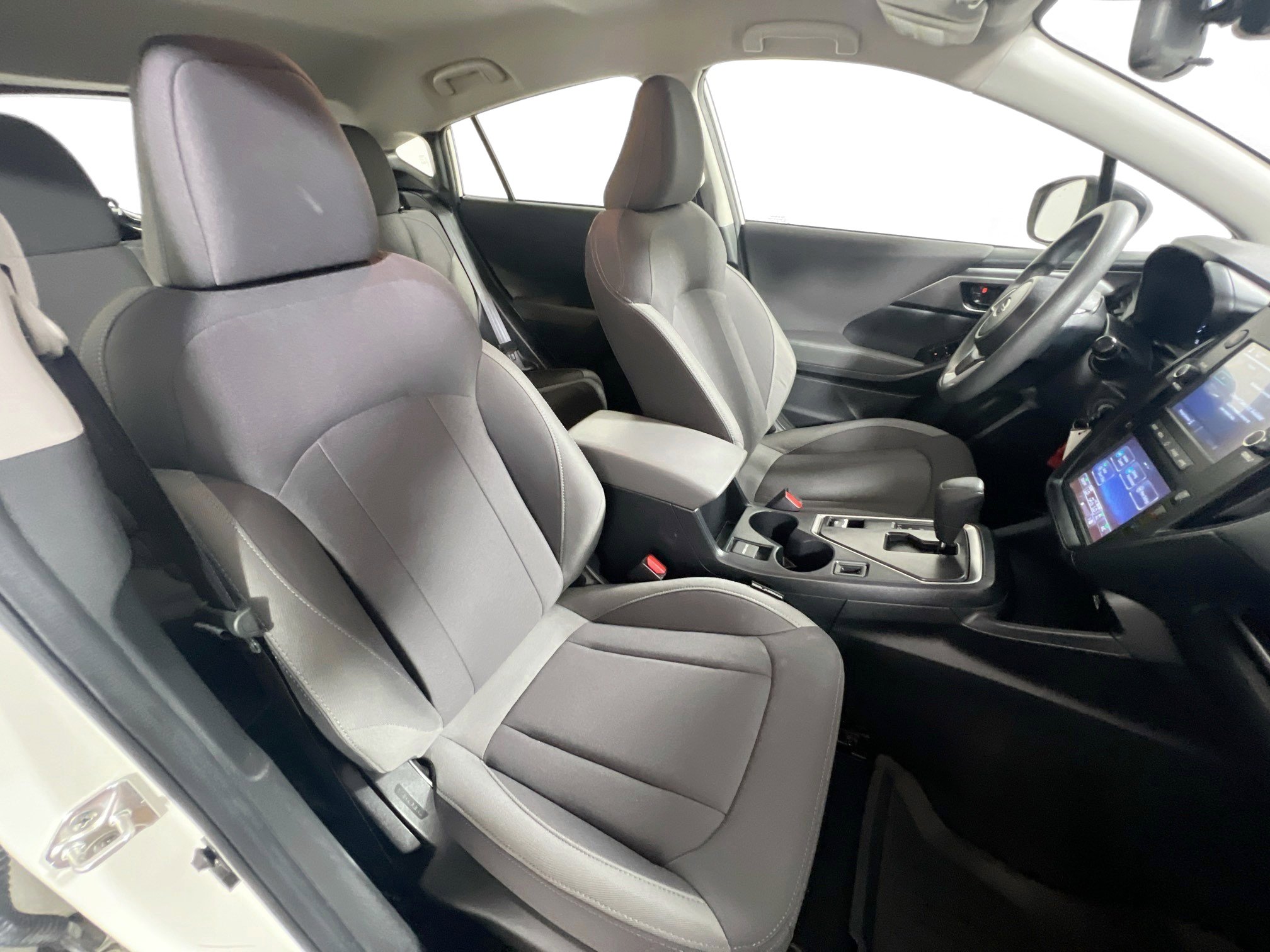 Used 2024 Subaru Impreza 2.0i AWD/4WD image 30