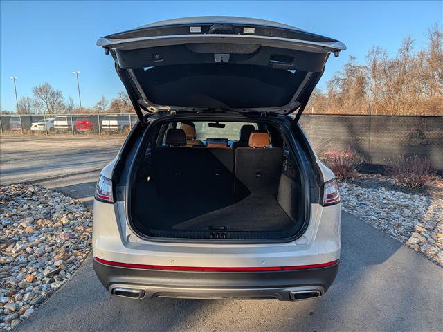 Used 2022 Lincoln Nautilus Reserve image 22