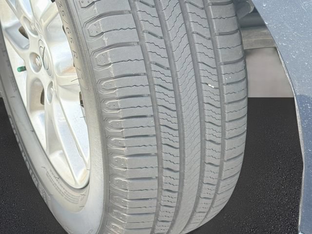 Used 2021 Chrysler Pacifica Touring-L w/ Premium & Safety Sphere Group FWD image 11