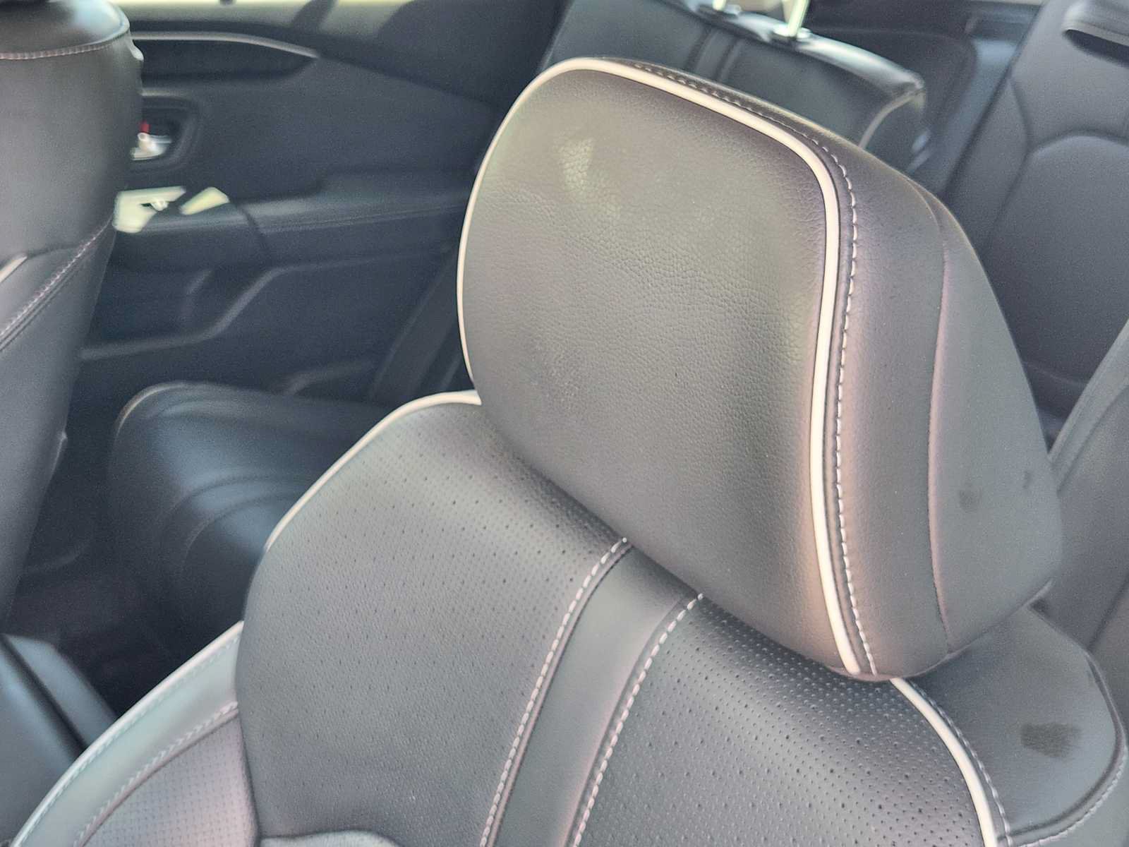 Certified 2024 Honda Pilot Elite image 14