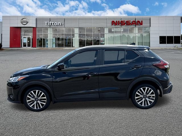 Used 2023 Nissan Kicks SV FWD image 4