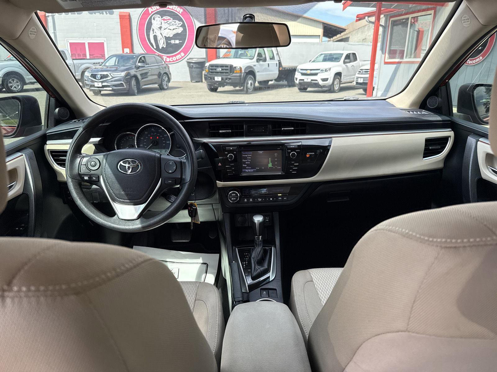 Used 2015 Toyota Corolla LE image 15