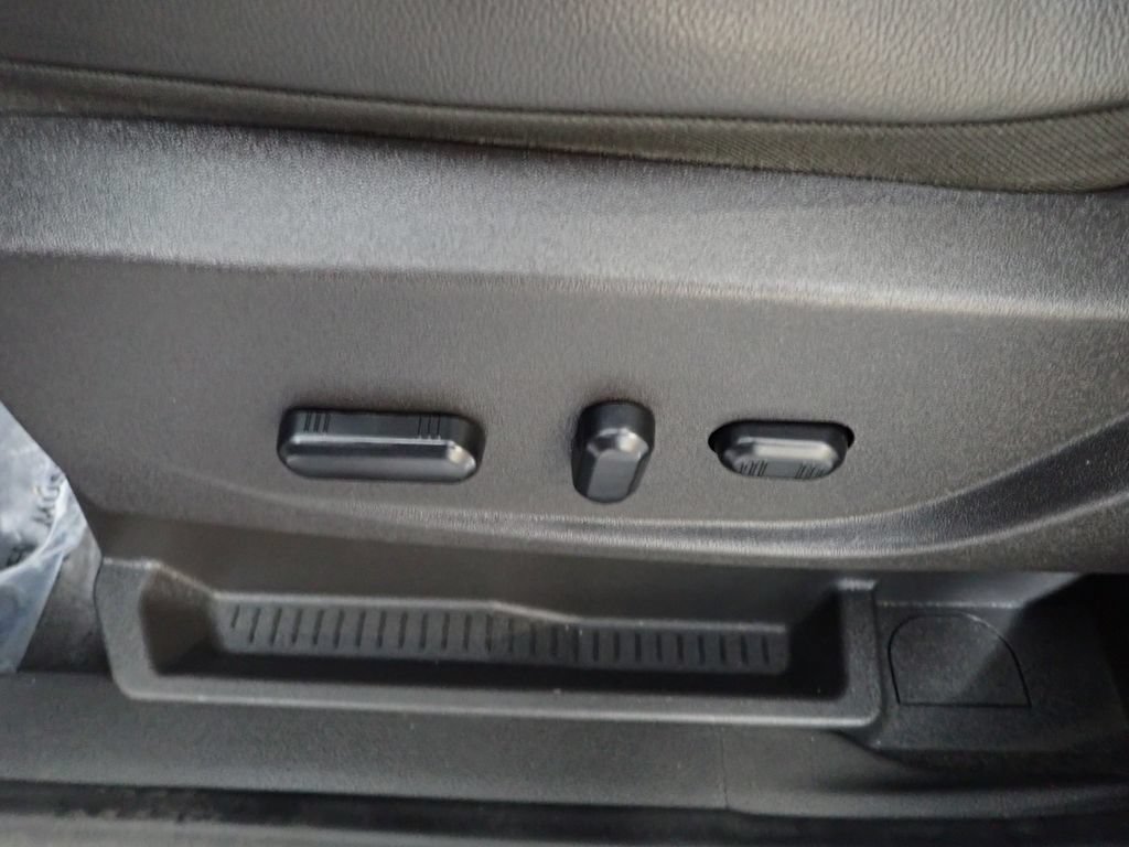 Used 2014 Ford Escape Titanium FWD image 26