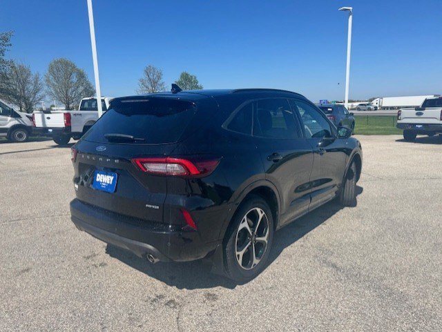 Used 2023 Ford Escape ST-Line Select w/ Tech Pack #2 AWD/4WD image 8