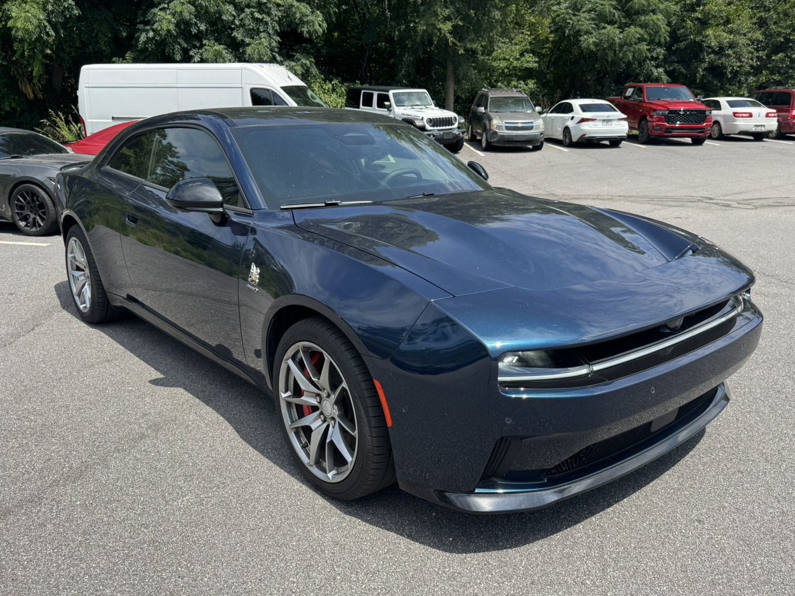 Used 2024 Dodge Charger Daytona Scat Pack w/ Plus Group AWD/4WD image 3