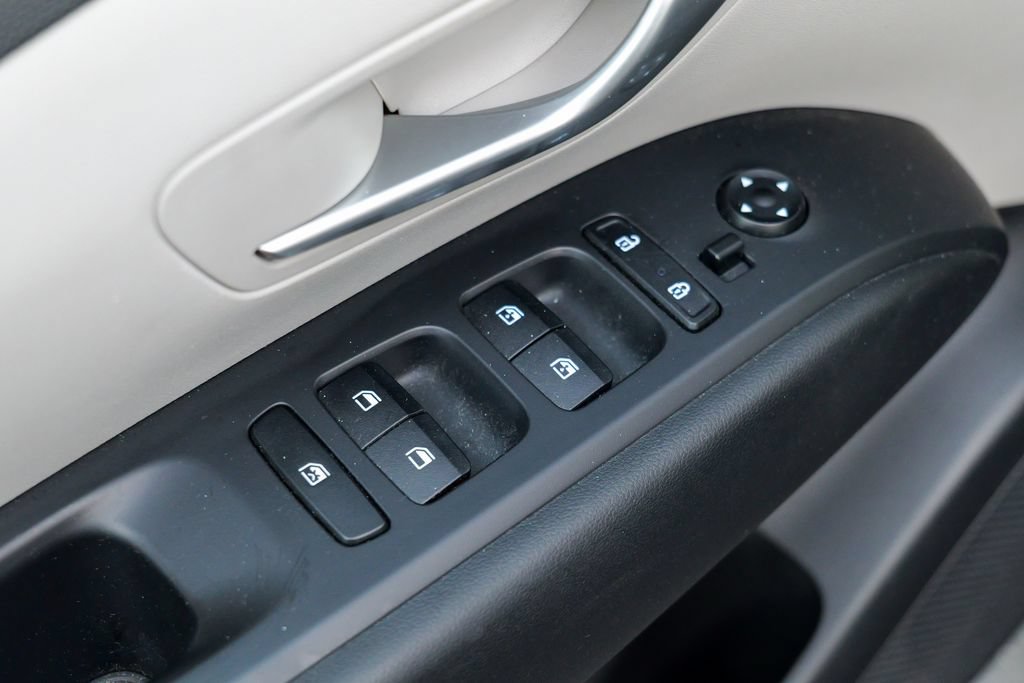 Used 2023 Hyundai Tucson SEL w/ Winter Package AWD/4WD image 18