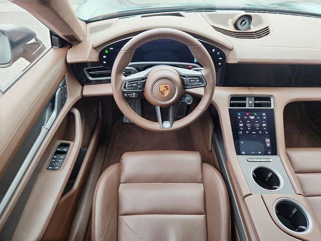 Used 2022 Porsche Taycan Turbo S image 11