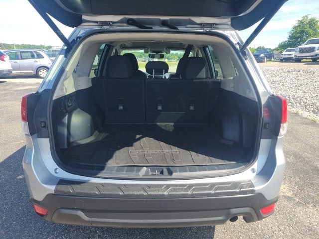 Used 2020 Subaru Forester Premium AWD/4WD image 8