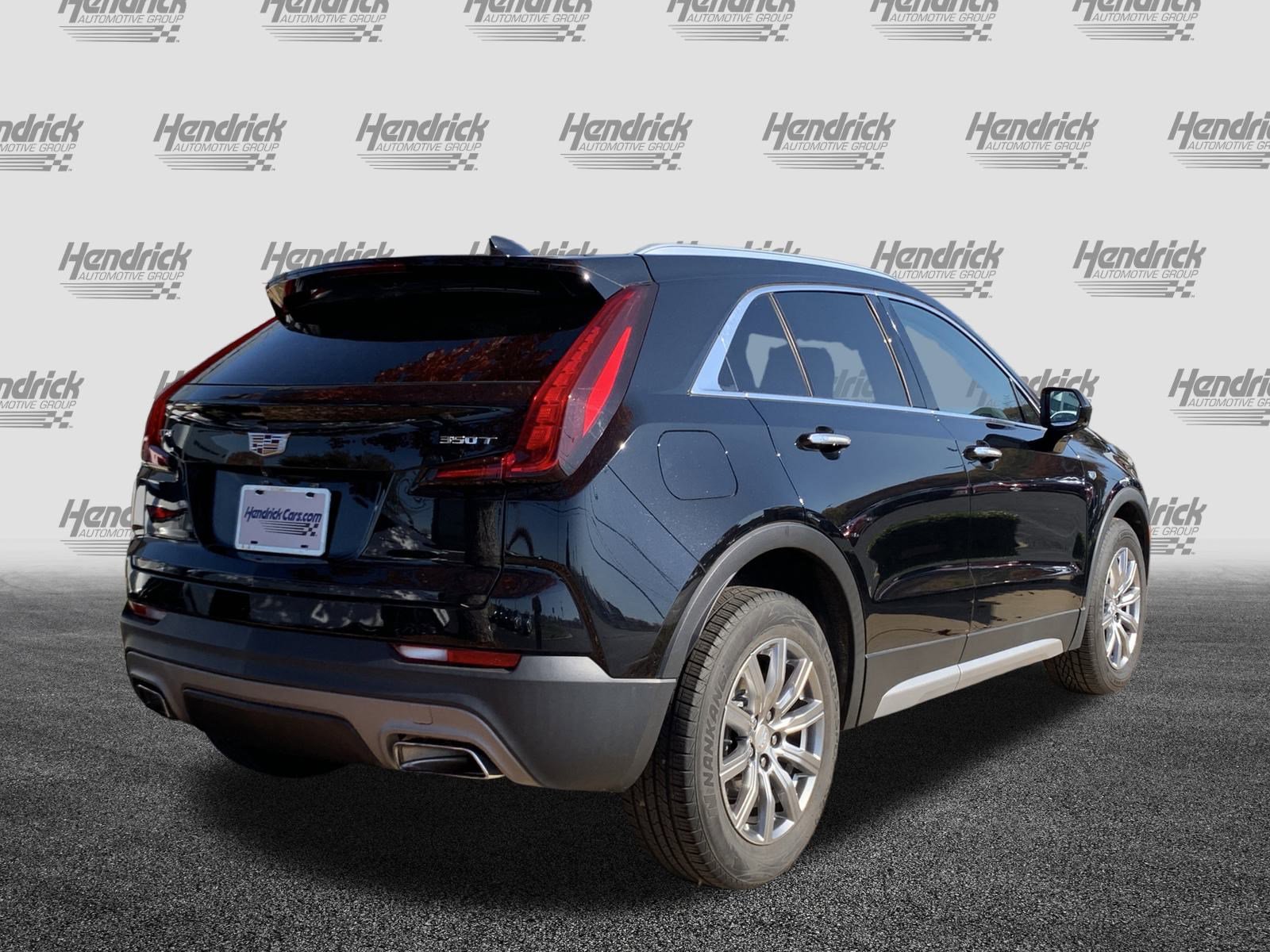 Used 2020 Cadillac XT4 Premium Luxury image 10